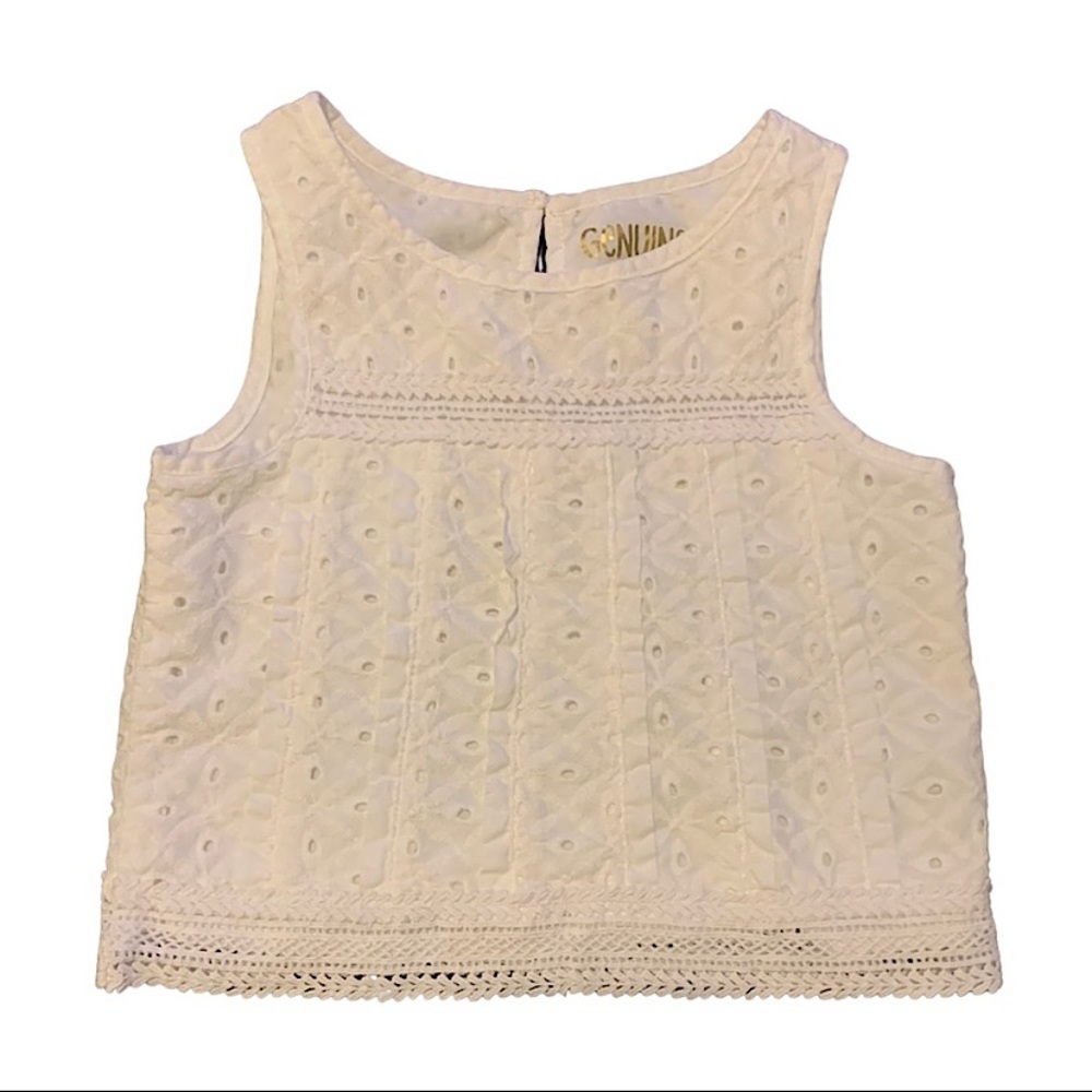 ❄️Genuine Kids by Oshkosh white sleeveless eyelet top 
Size: 3T